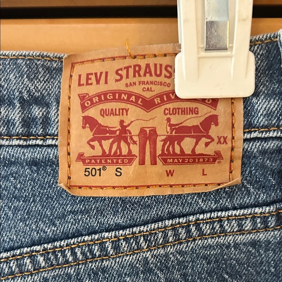 Levi's Women’s  Straight Blue Jeans - Red Tag - Picture 3 of 6